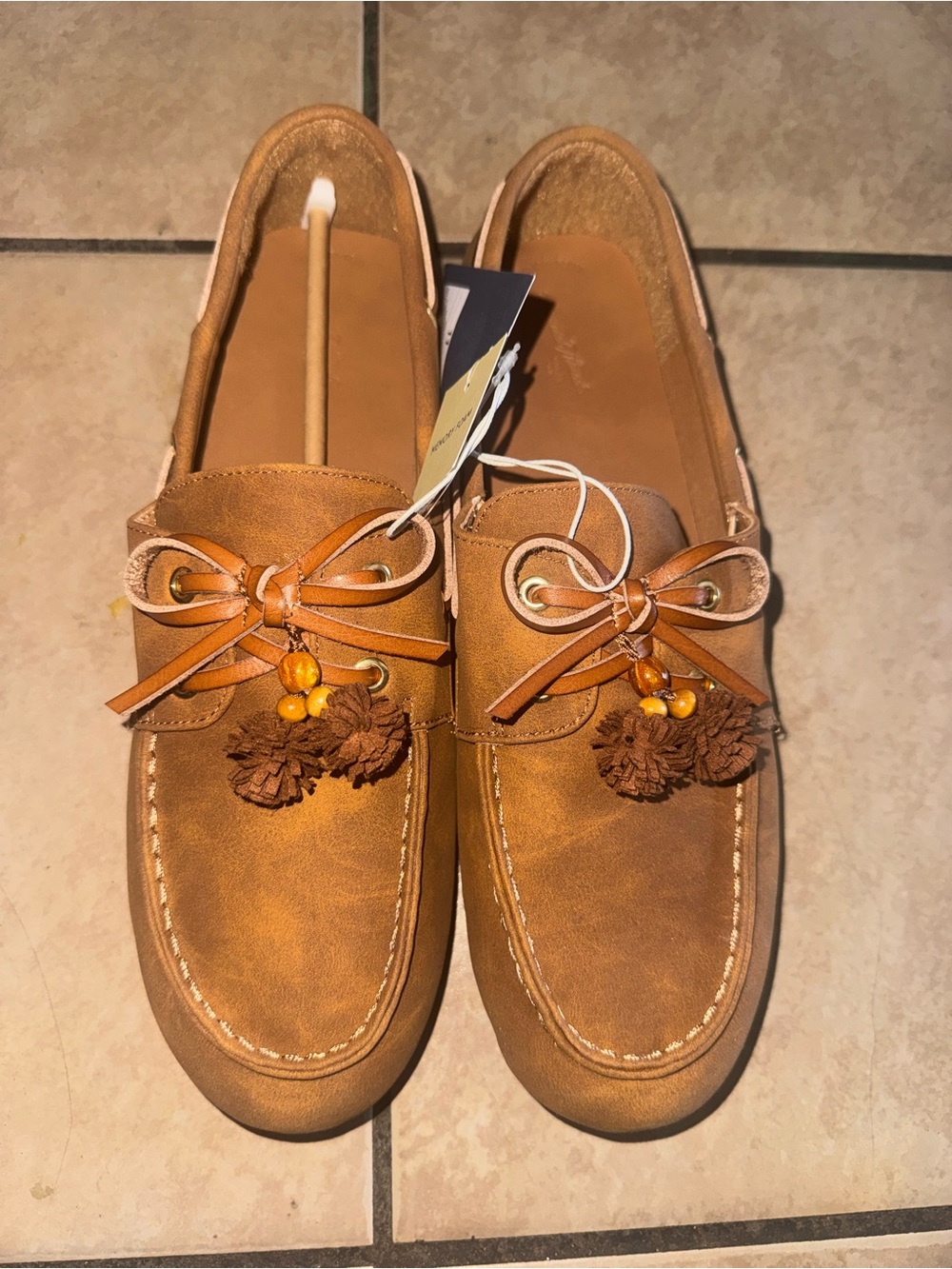 Universal Thread Shoe Size 11